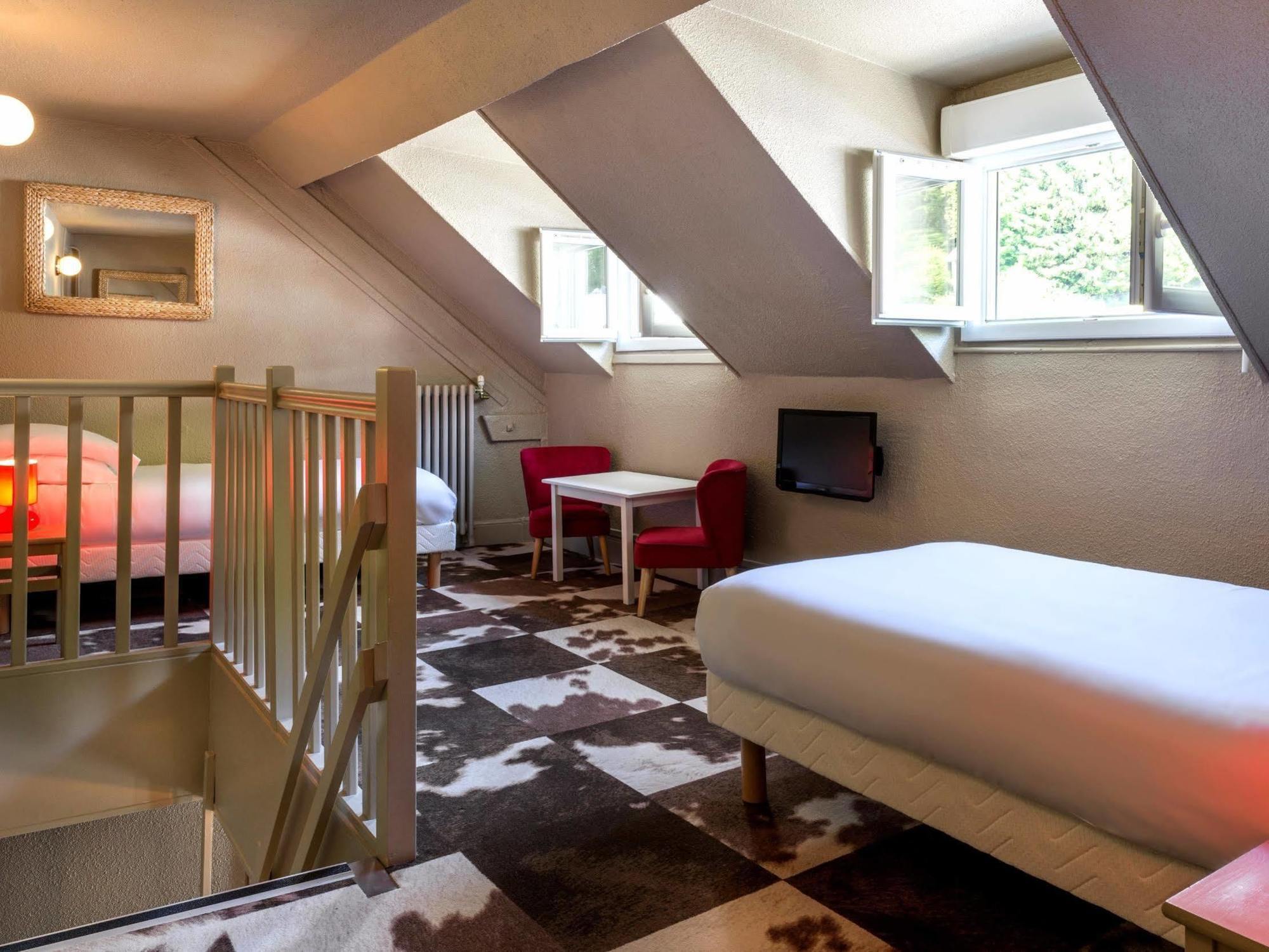 Hotel De Russie Le Mont-Dore Exterior photo