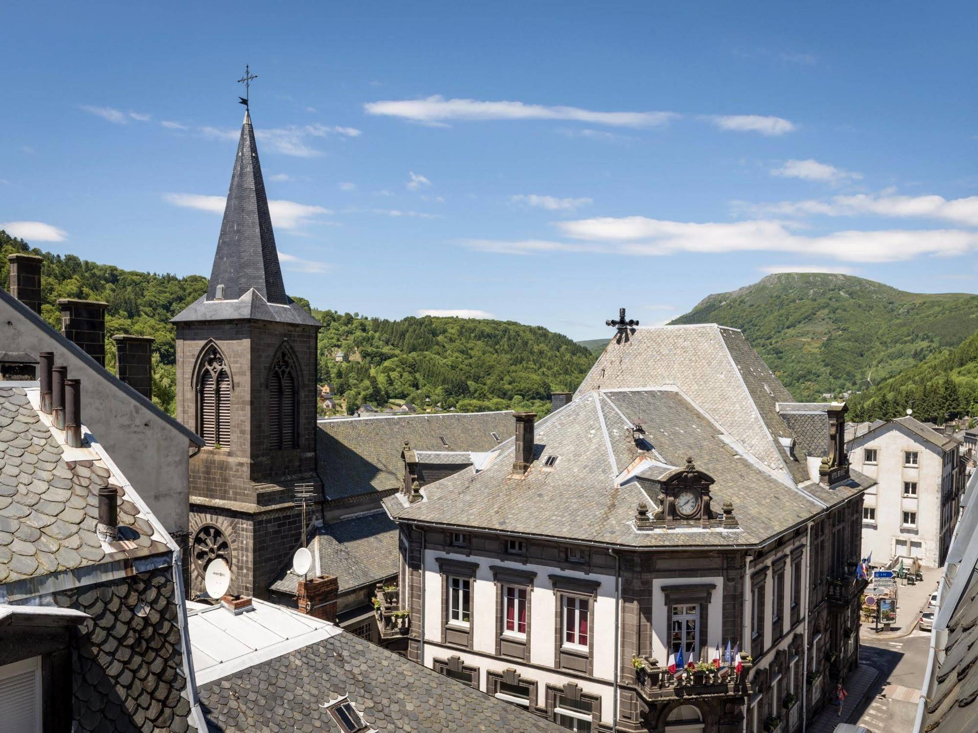 Hotel De Russie Le Mont-Dore Exterior photo